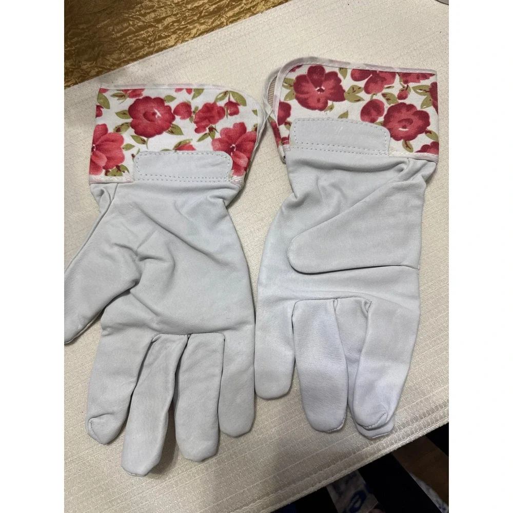 Laura Ashley Floral Leather Gardening Gloves Red Rose Cottagecore Grey White